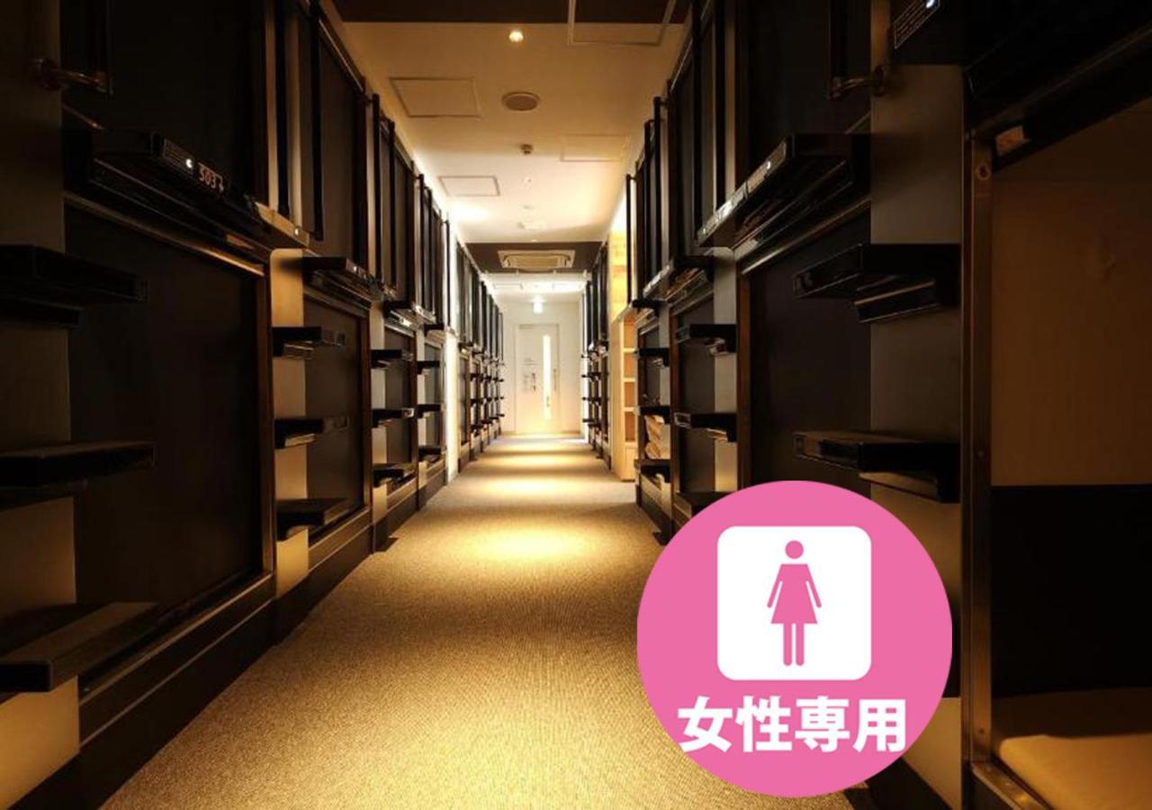 Acro Capsule Hotel Namba Dotonbori Осака Екстер'єр фото